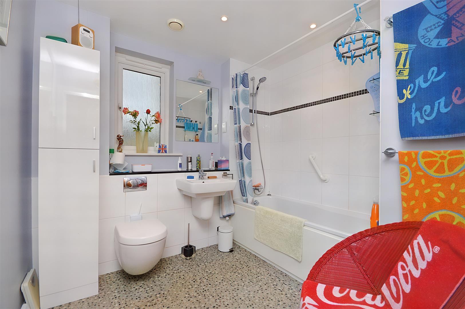 Property Details for Compton Street Eastbourne BN21 4AP Town